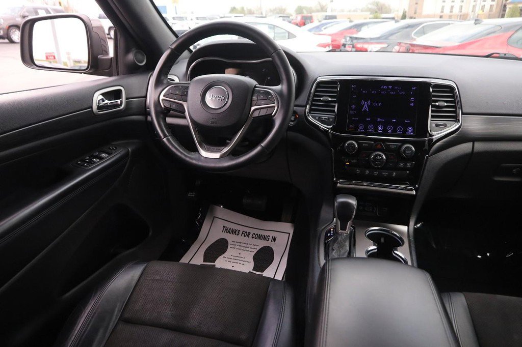 Used 2020 Jeep Grand Cherokee Altitude RWD image 23