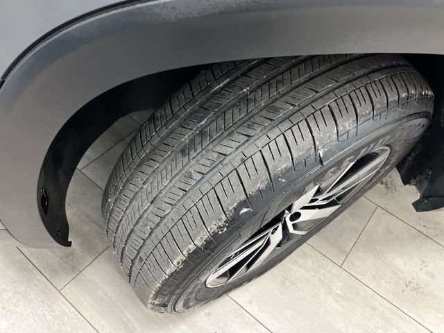 Used 2023 Volkswagen Atlas SE image 34