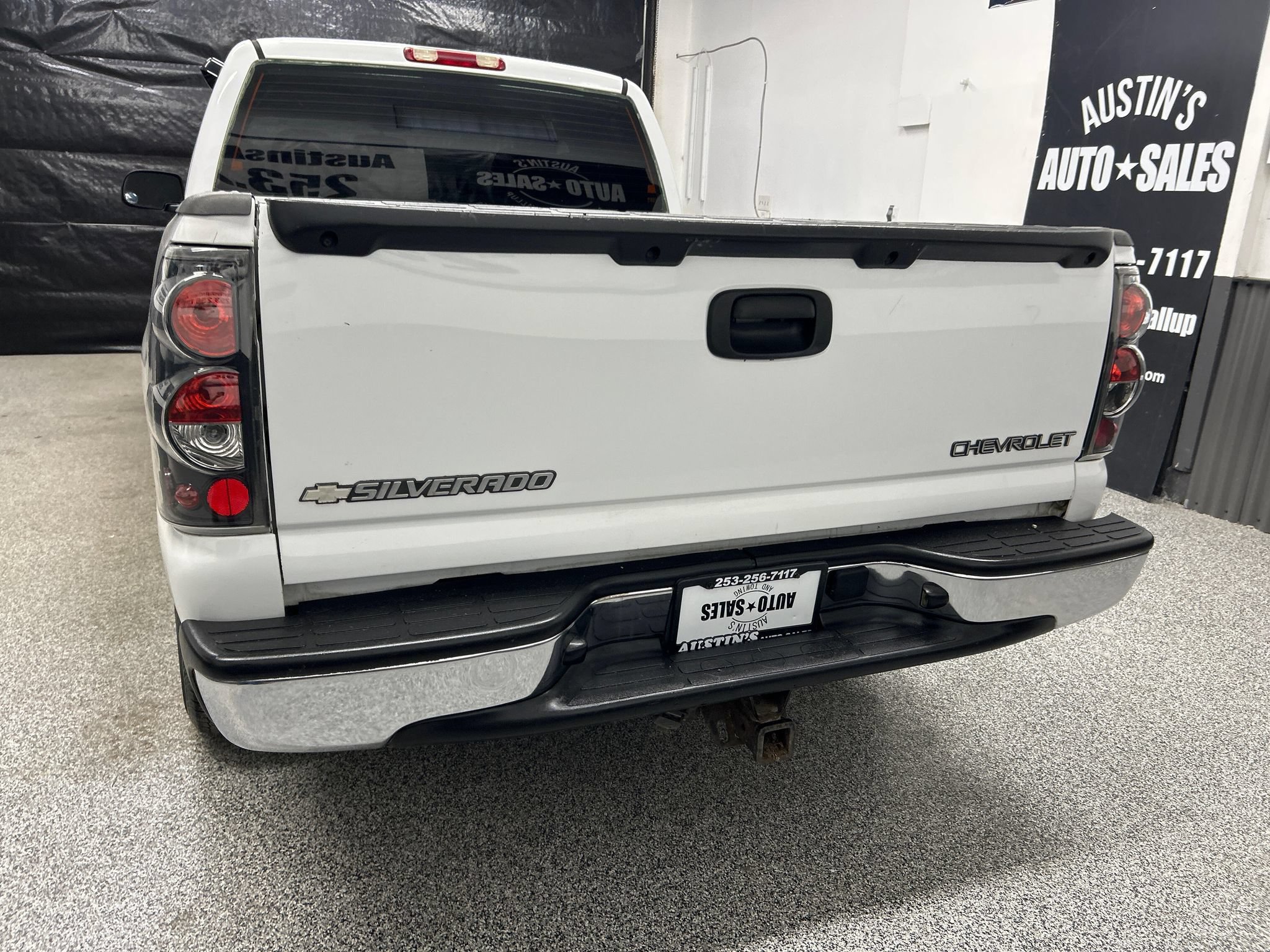 Used 2004 Chevrolet Silverado 1500 LS RWD image 5