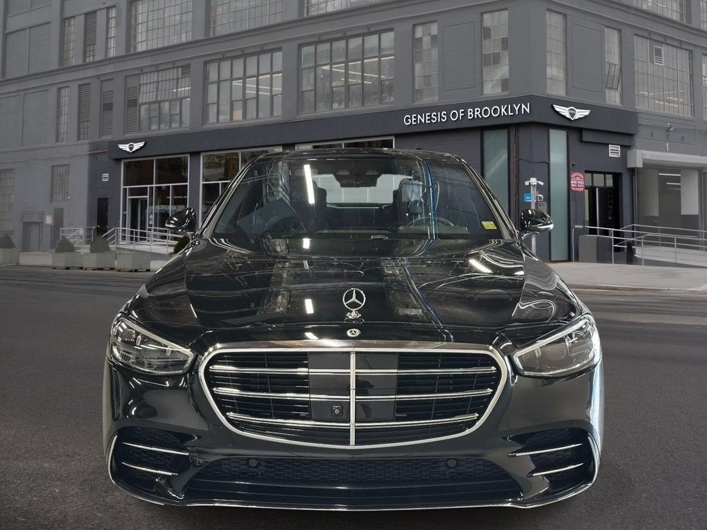 Used 2023 Mercedes-Benz S 580 4MATIC Sedan image 5