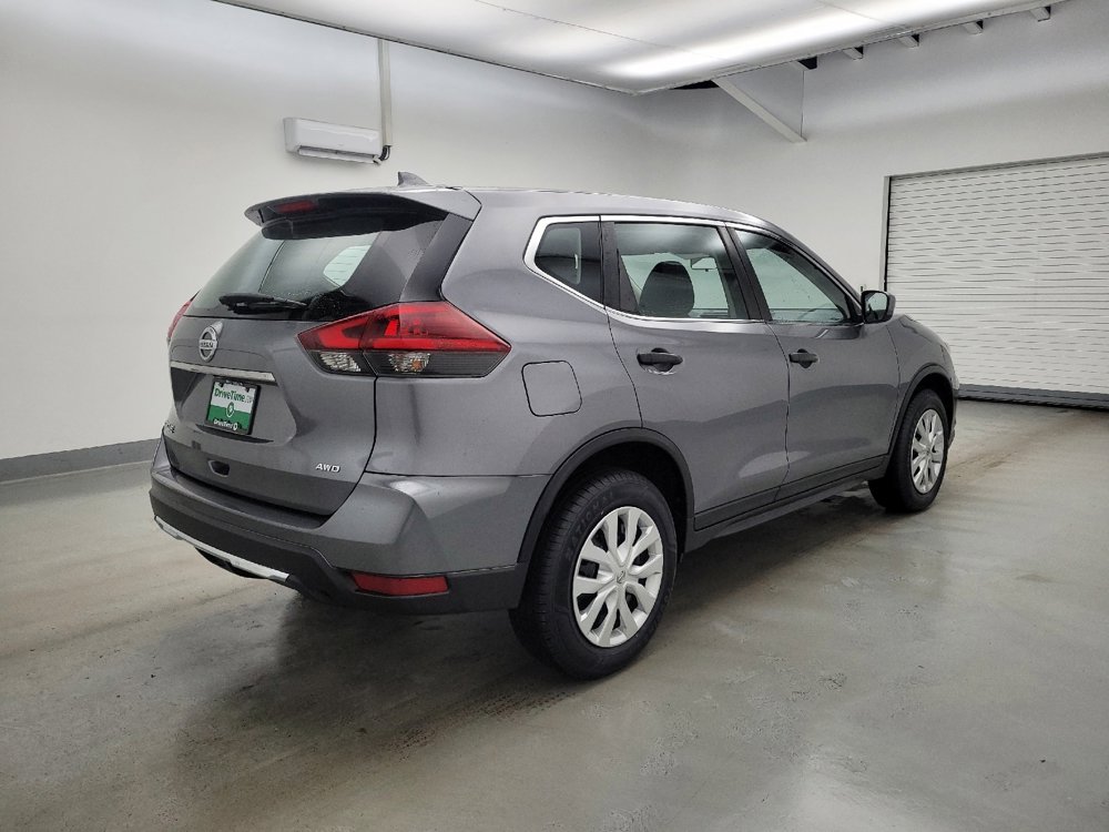 Used 2019 Nissan Rogue S image 10