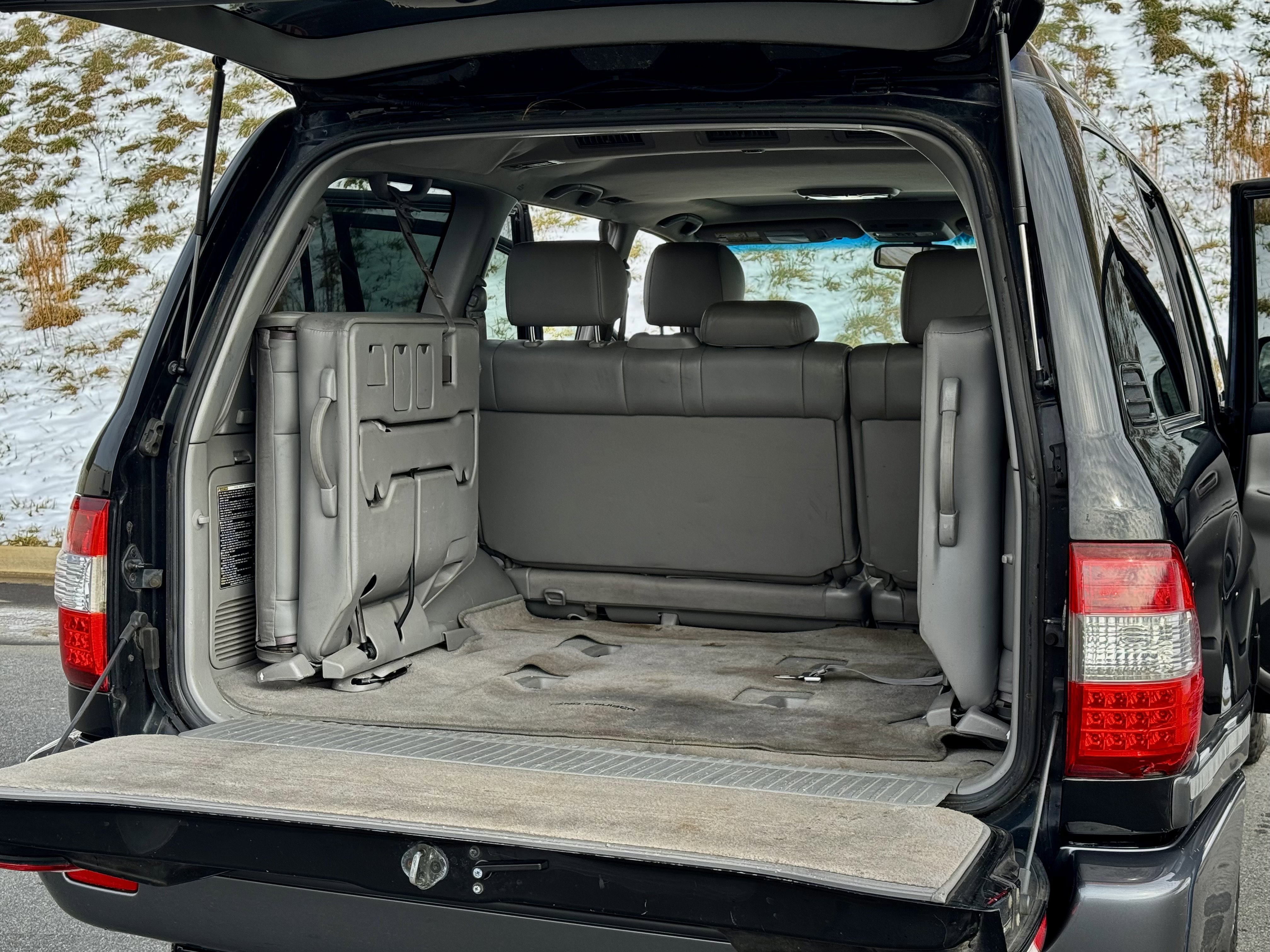 Used 2006 Toyota Land Cruiser V8 image 54