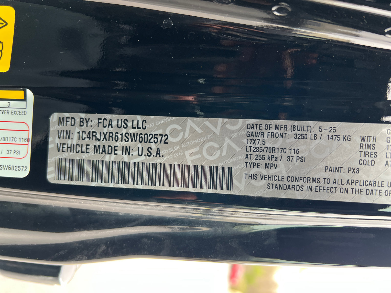 Used 2025 Jeep Wrangler Unlimited Rubicon 4xe w/ Convenience Group image 33