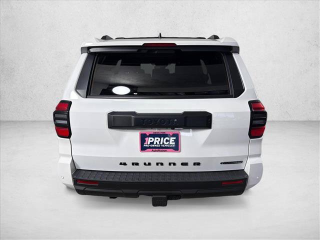 Used 2025 Toyota 4Runner TRD Off-Road Premium AWD/4WD image 4