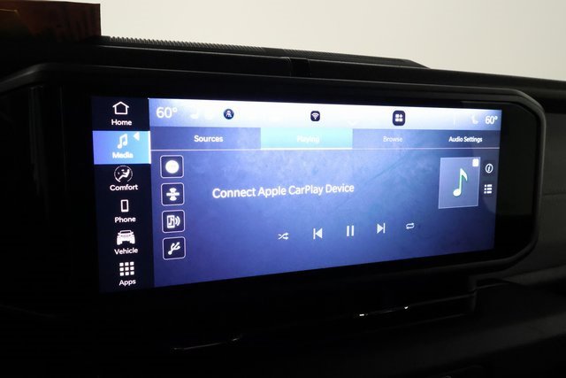 Used 2024 Jeep Wrangler Unlimited image 15