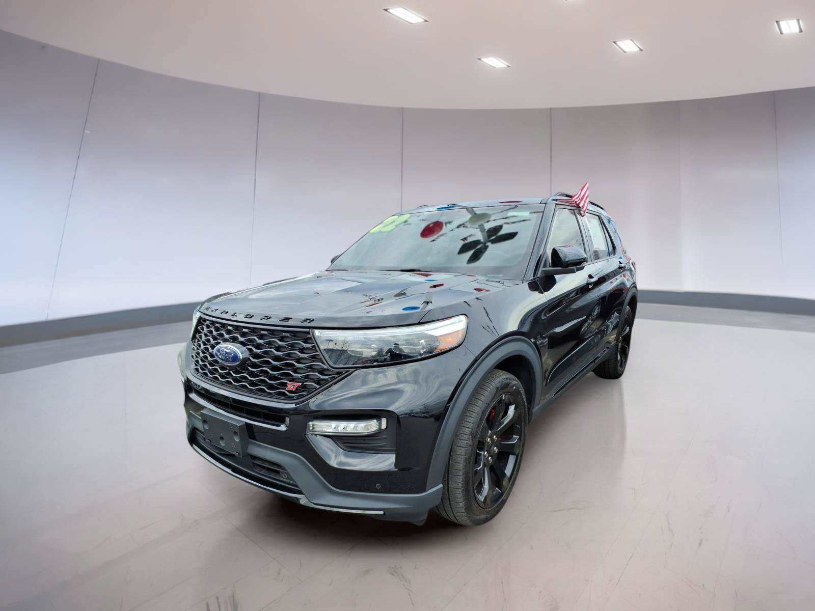 Used 2022 Ford Explorer ST w/ Equipment Group 401A AWD/4WD image 2