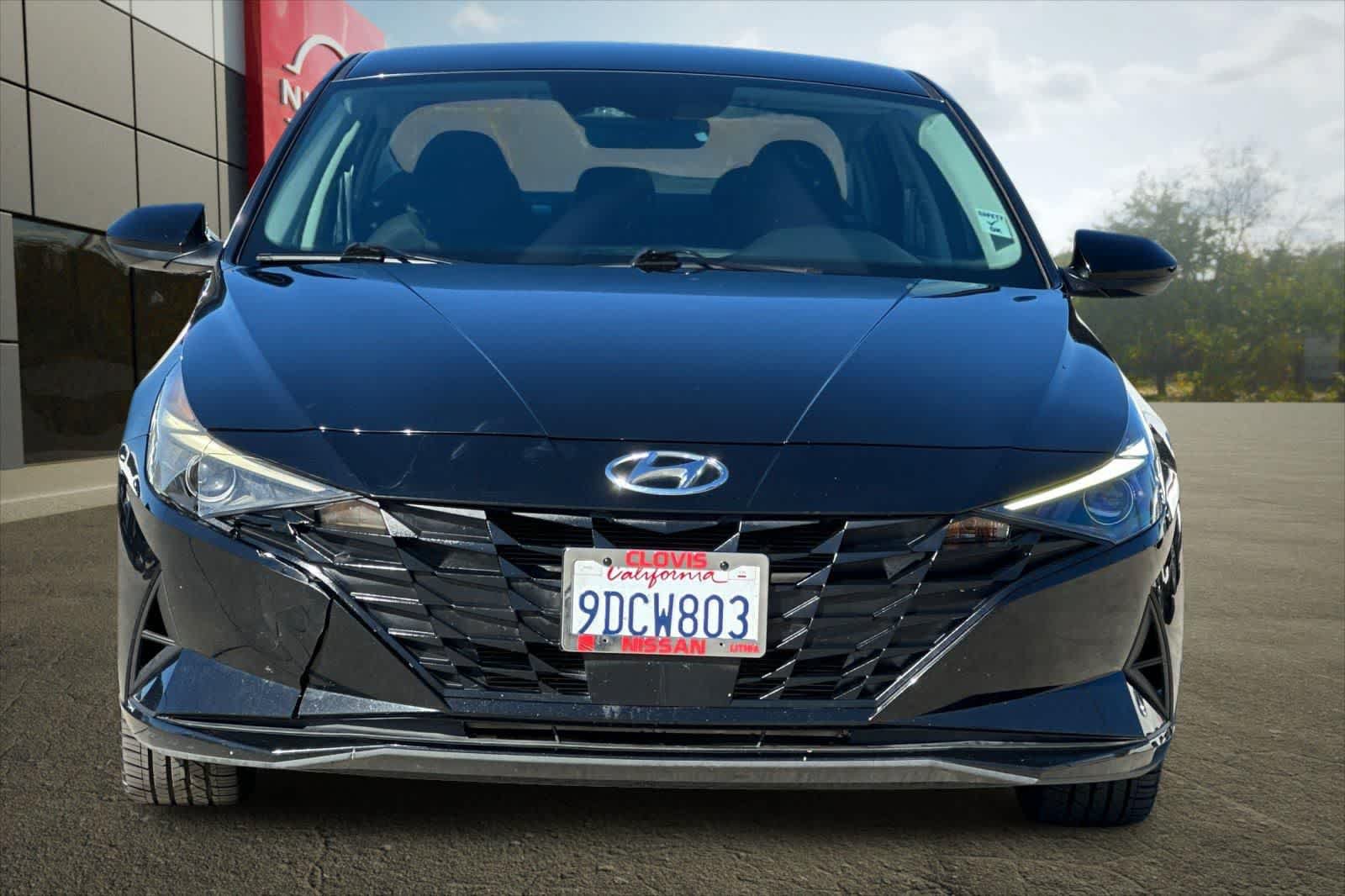 Used 2023 Hyundai Elantra SEL w/ Convenience Package FWD image 11