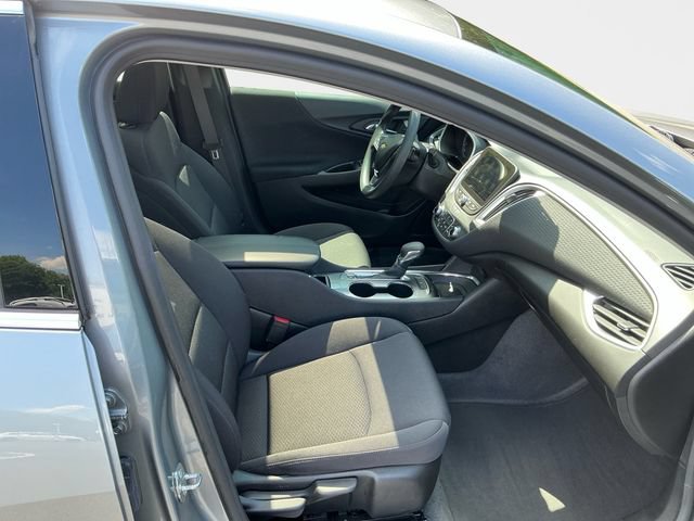 Used 2023 Chevrolet Malibu LT FWD image 16