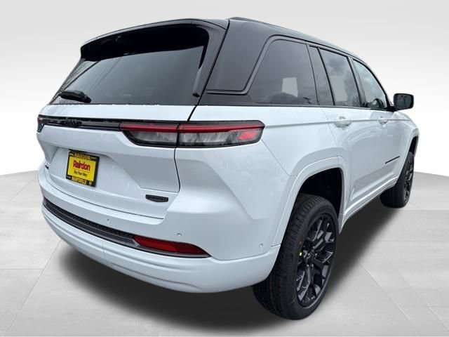 New 2026 Jeep Grand Cherokee Summit w/ Obsidian Package image 7