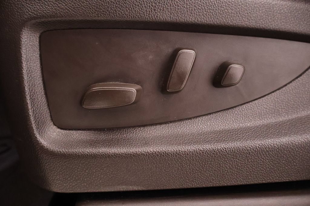 Used 2018 Chevrolet Silverado 1500 High Country AWD/4WD image 14
