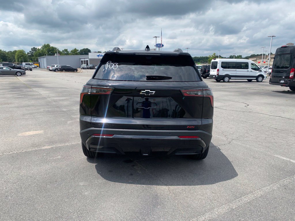 Used 2025 Chevrolet Equinox RS w/ Safety and Technology Package FWD image 6
