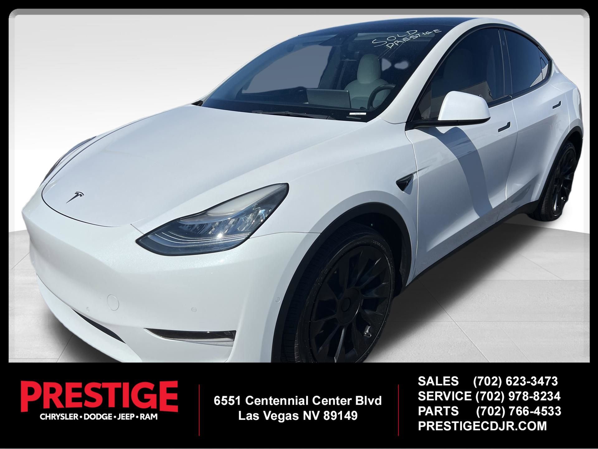 Used 2021 Tesla Model Y Long Range AWD/4WD image 1