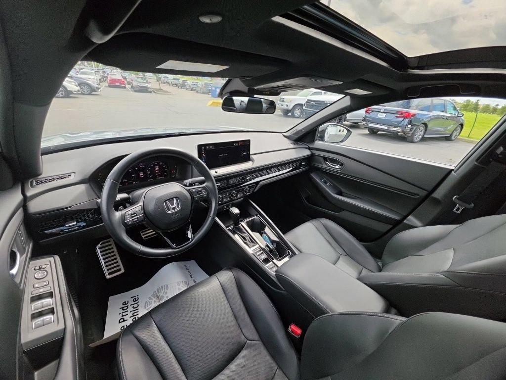Used 2023 Honda Accord Sport image 28