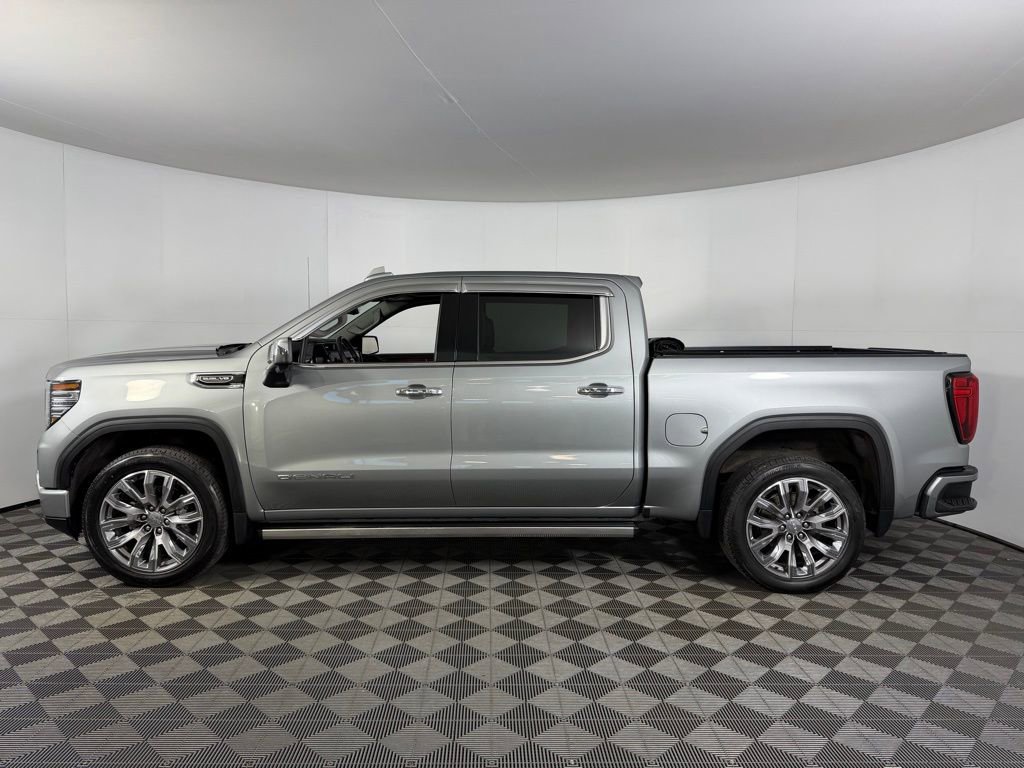 Used 2024 GMC Sierra 1500 Denali w/ Denali Reserve Package image 9