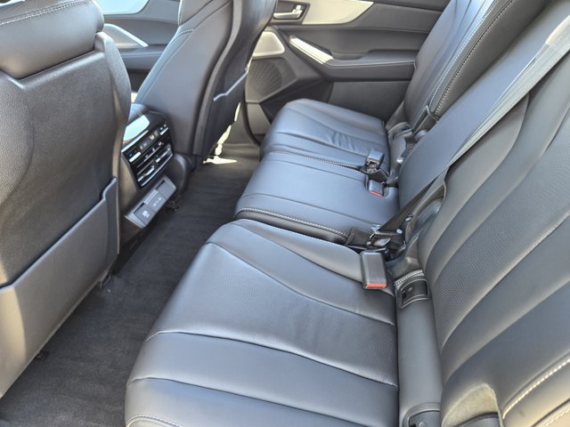 Certified 2026 Acura MDX w/ Technology Package FWD image 29