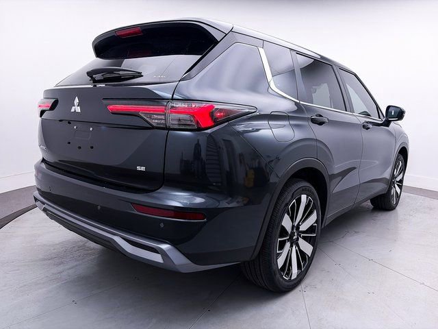 New 2025 Mitsubishi Outlander SE AWD/4WD image 7