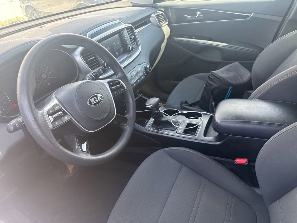 Used 2020 Kia Sorento LX image 22