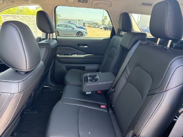 New 2026 Nissan Pathfinder SL AWD/4WD image 23