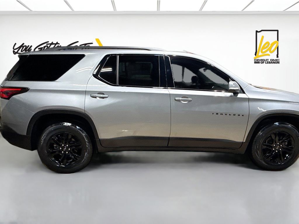 Used 2023 Chevrolet Traverse LT image 4