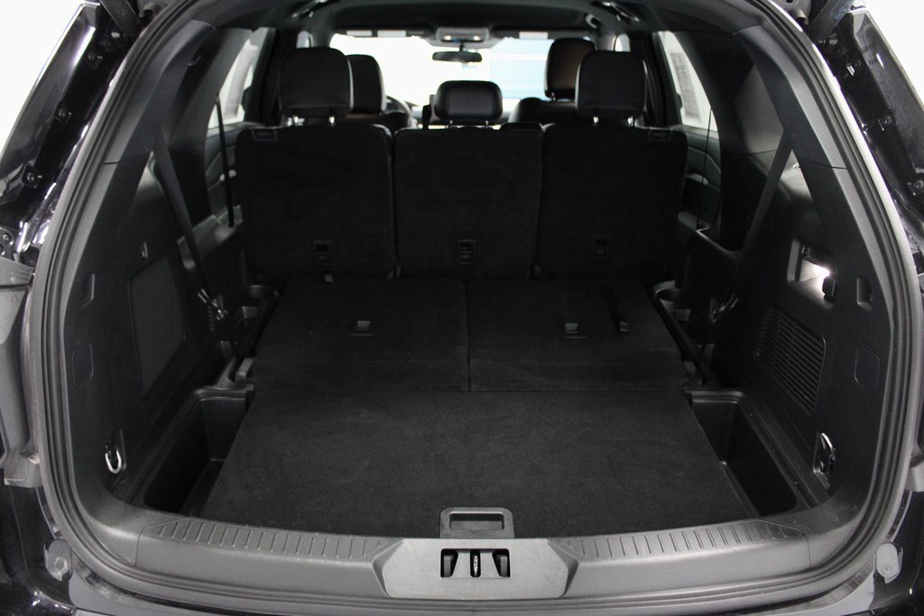 Certified 2025 Ford Explorer ST-Line w/ ST-Line Street Pack image 17