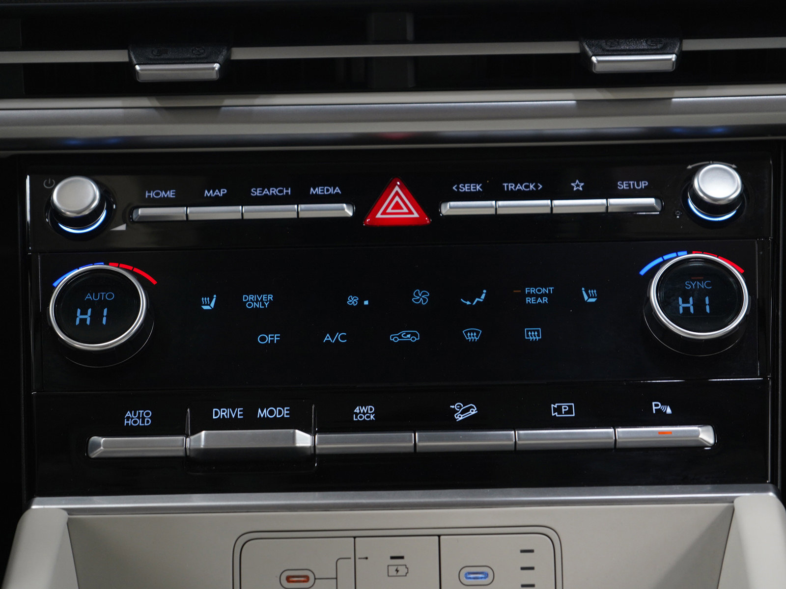 Used 2025 Hyundai Santa Fe SEL image 20