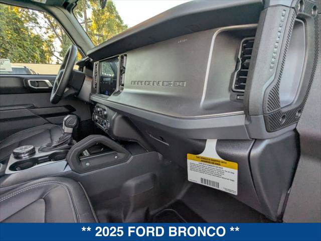 New 2025 Ford Bronco Badlands AWD/4WD image 22