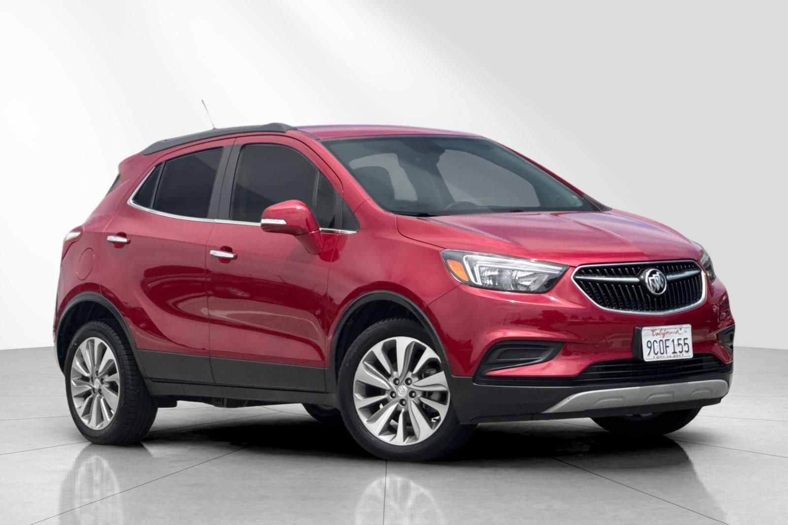 Used 2019 Buick Encore Preferred FWD image 2