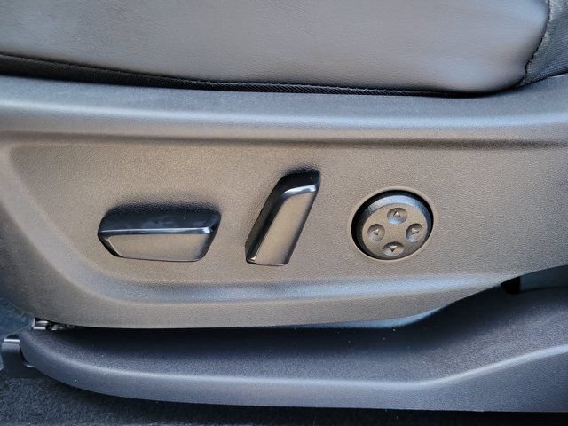 Used 2024 Nissan Ariya AWD image 24