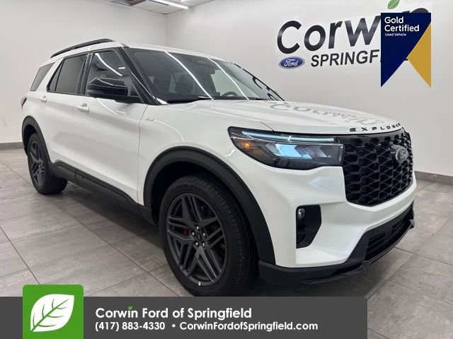 Certified 2025 Ford Explorer ST-Line w/ ST-Line Street Pack image 7