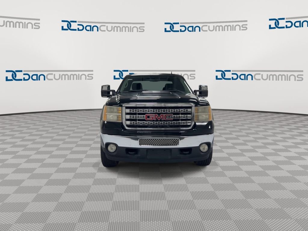Used 2011 GMC Sierra 2500 SLE w/ SLE Preferred Package image 3