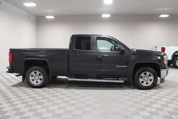 Used 2015 GMC Sierra 1500 SLE w/ SLE Value Package AWD/4WD image 10