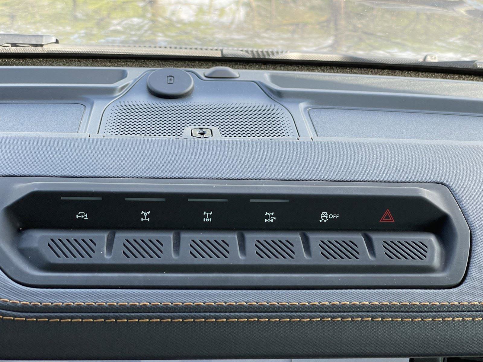 Used 2024 Ford Bronco Badlands image 23