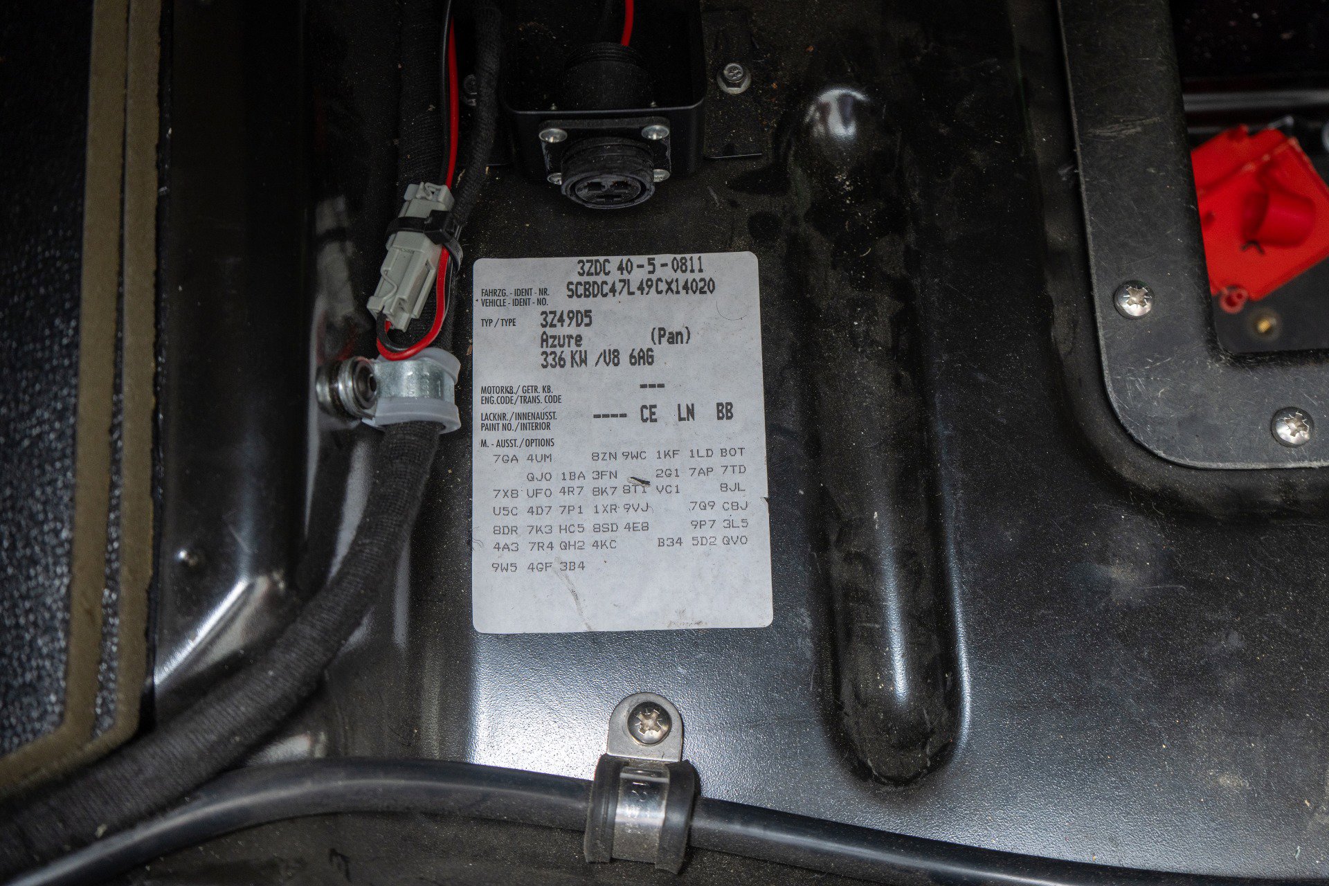 Used 2009 Bentley Azure RWD image 51