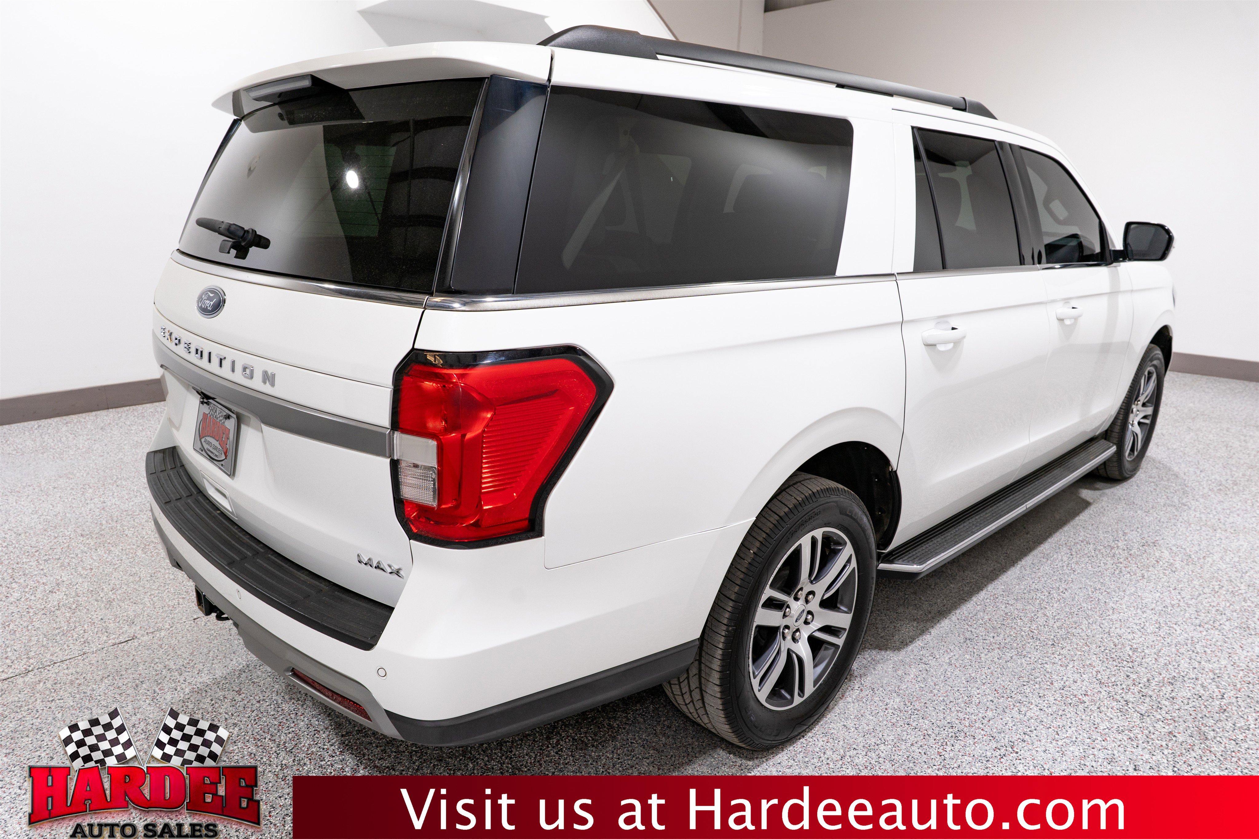 Used 2022 Ford Expedition Max XLT image 5