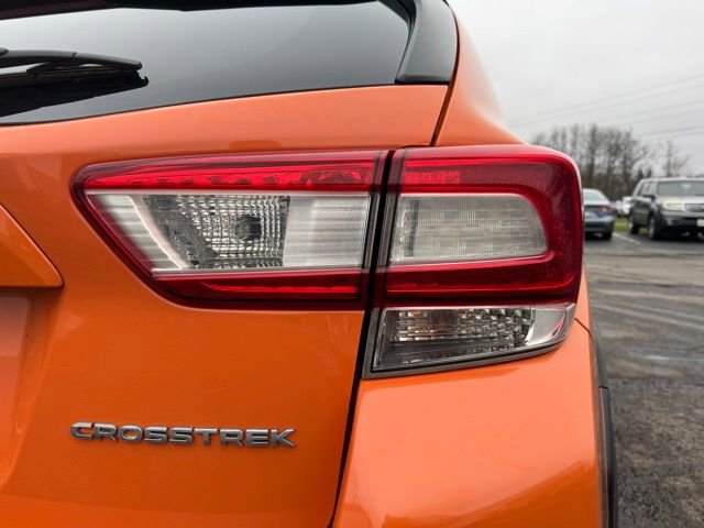Used 2019 Subaru Crosstrek 2.0i w/ Eyesight System image 9