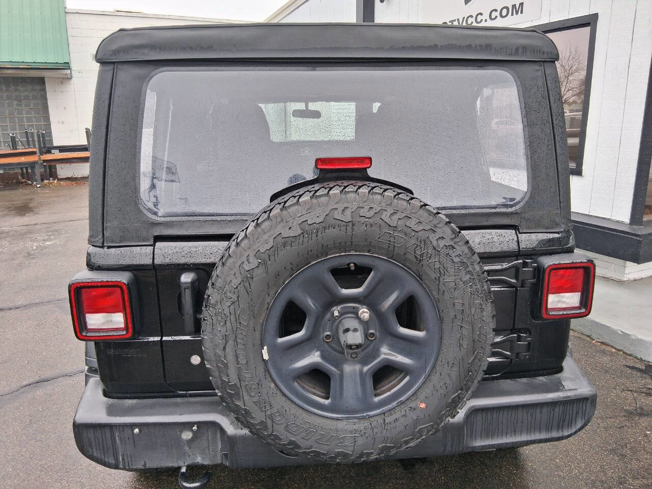 Used 2018 Jeep Wrangler Unlimited Sport image 6