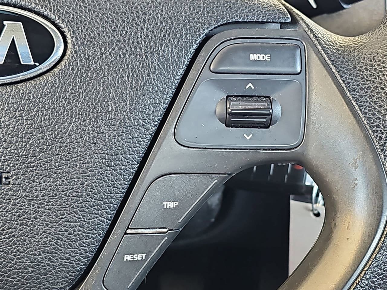 Used 2017 Kia Forte LX FWD image 22