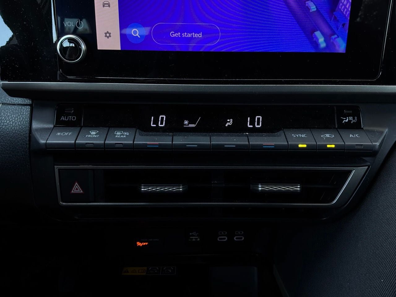 Used 2025 Toyota Camry LE FWD image 26