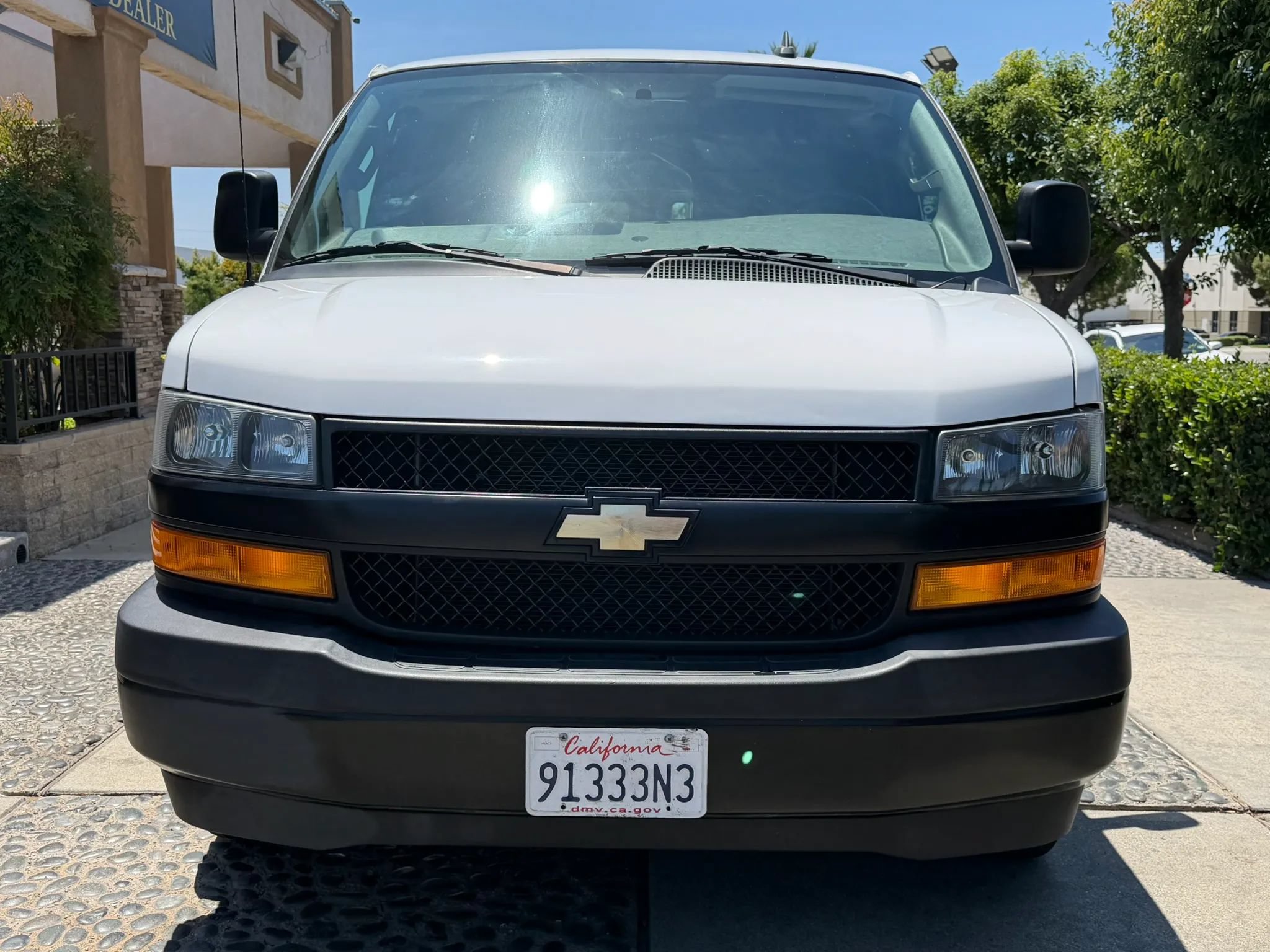 Used 2022 Chevrolet Express 2500 w/ Driver Convenience Package RWD image 2