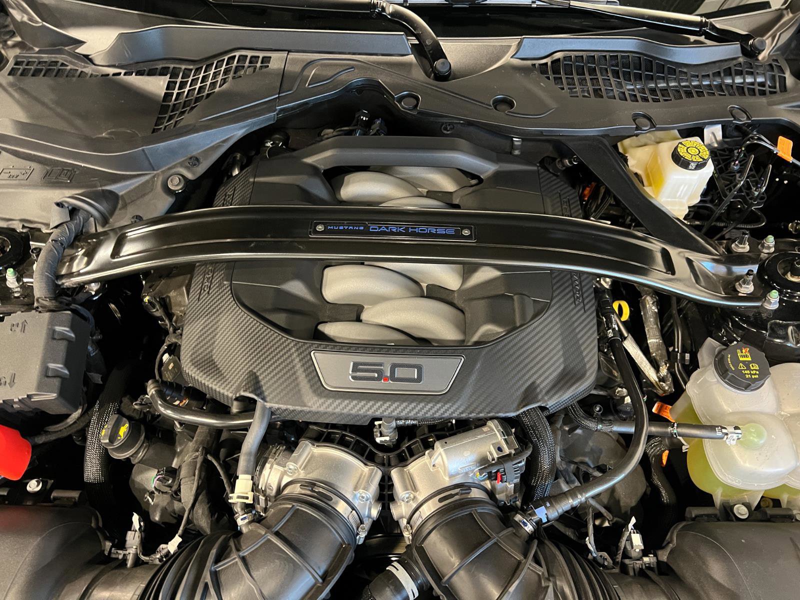 Used 2025 Ford Mustang Dark Horse image 43