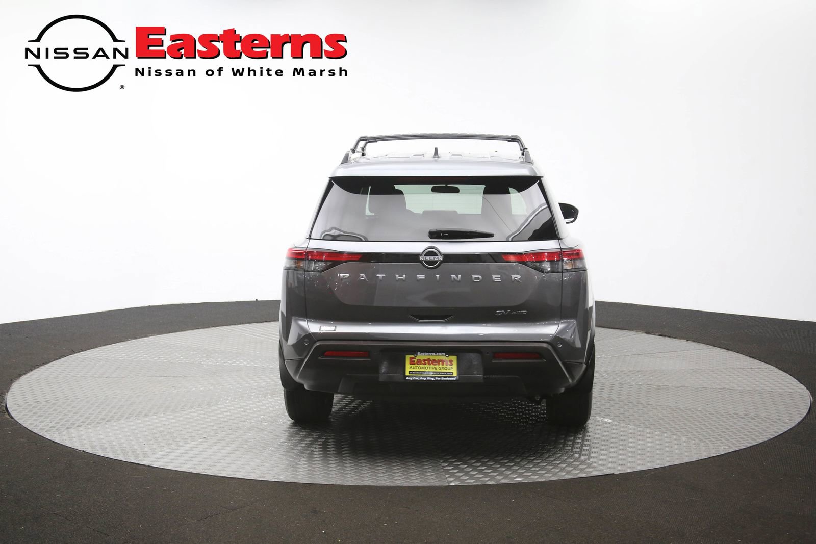 Used 2022 Nissan Pathfinder SV AWD/4WD image 34
