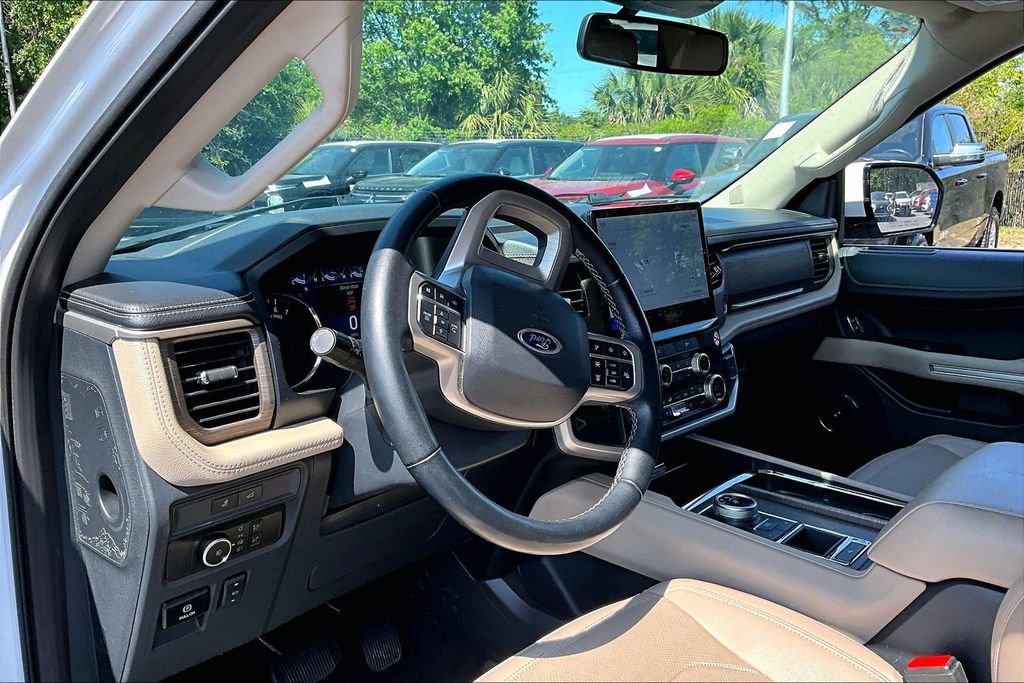 Used 2024 Ford Expedition Max Limited RWD image 17