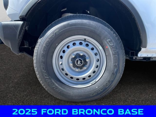 New 2025 Ford Bronco 4-Door image 14