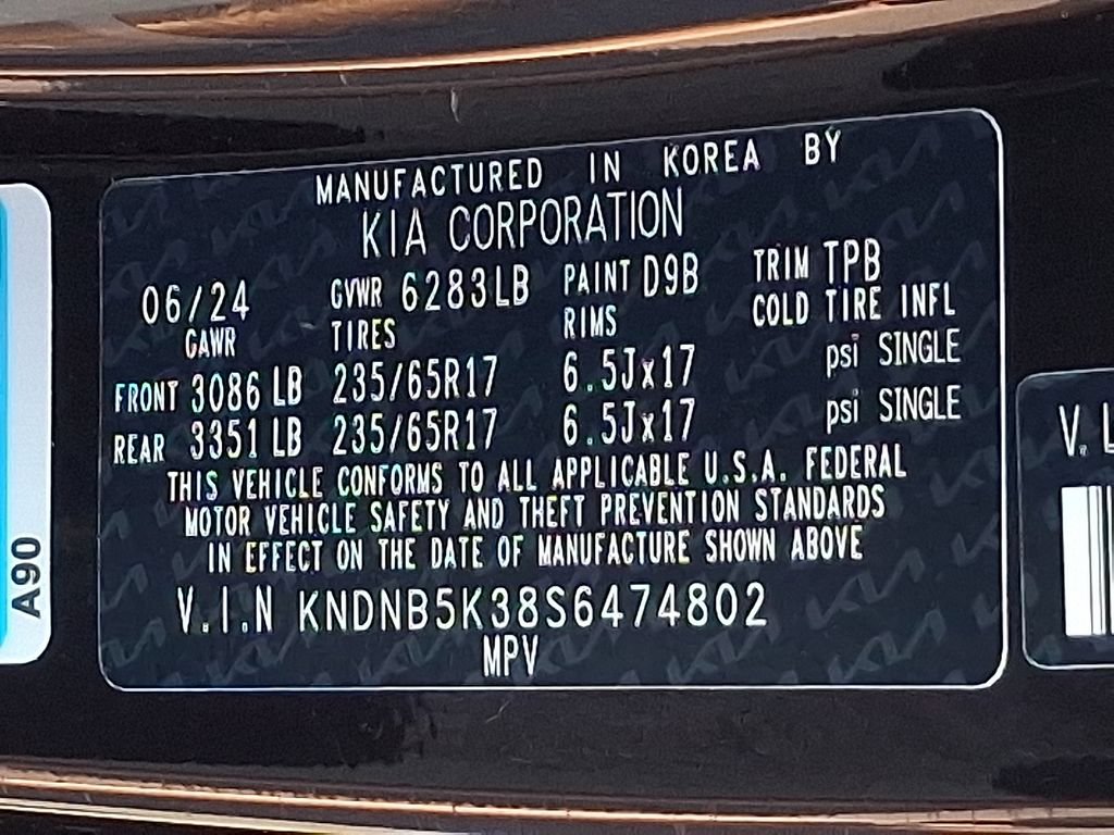 Certified 2025 Kia Carnival FWD image 27