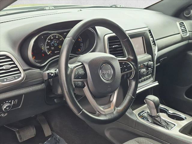 Used 2021 Jeep Grand Cherokee Laredo AWD/4WD image 10