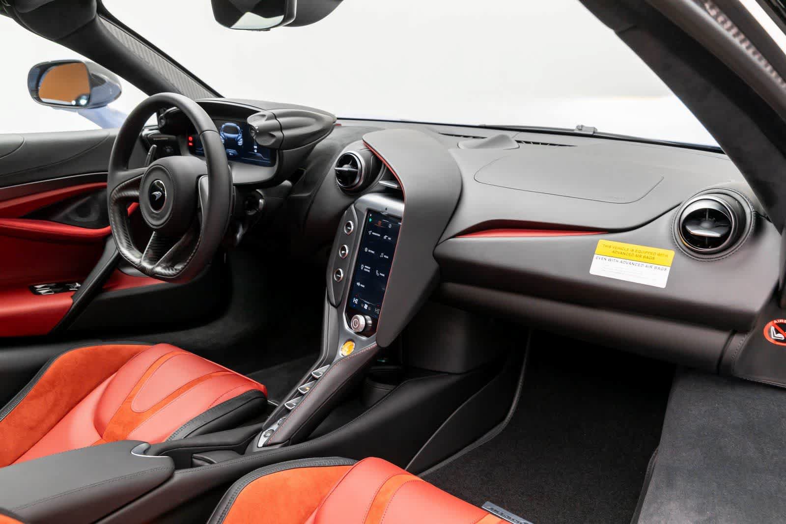 New 2026 McLaren 750S RWD image 39