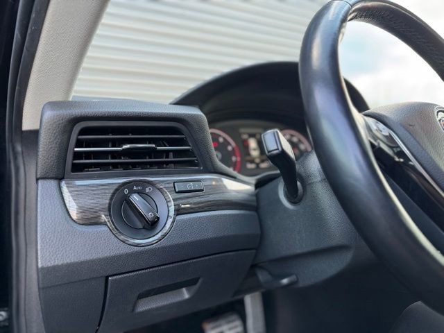 Used 2020 Volkswagen Passat 2.0T R-Line FWD image 16