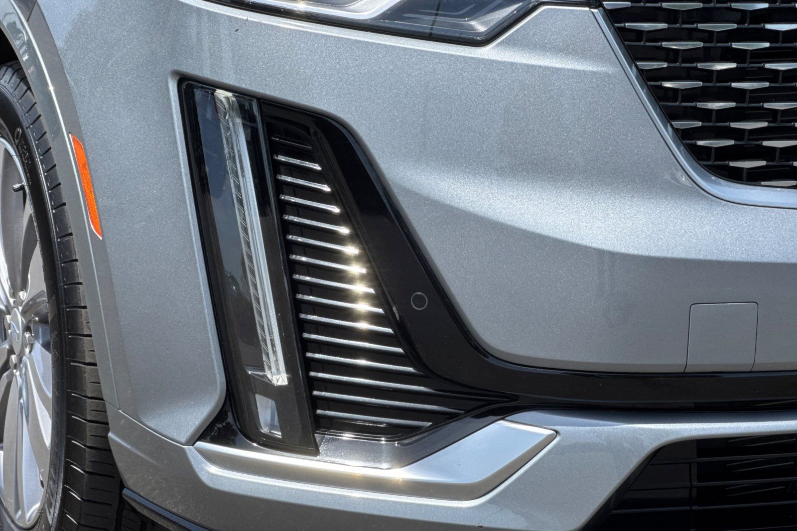 Certified 2025 Cadillac XT6 Premium Luxury FWD image 45
