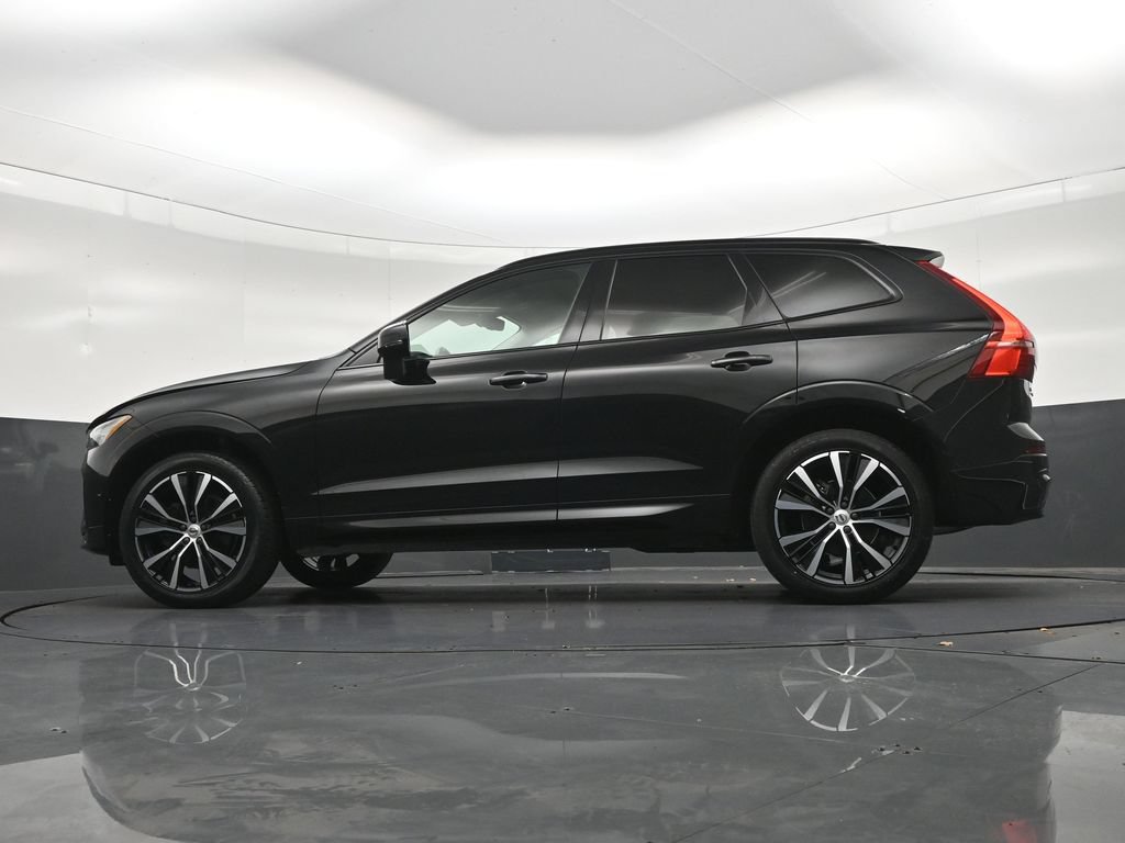 Used 2024 Volvo XC60 B5 Plus w/ Protection Package Premier AWD/4WD image 26