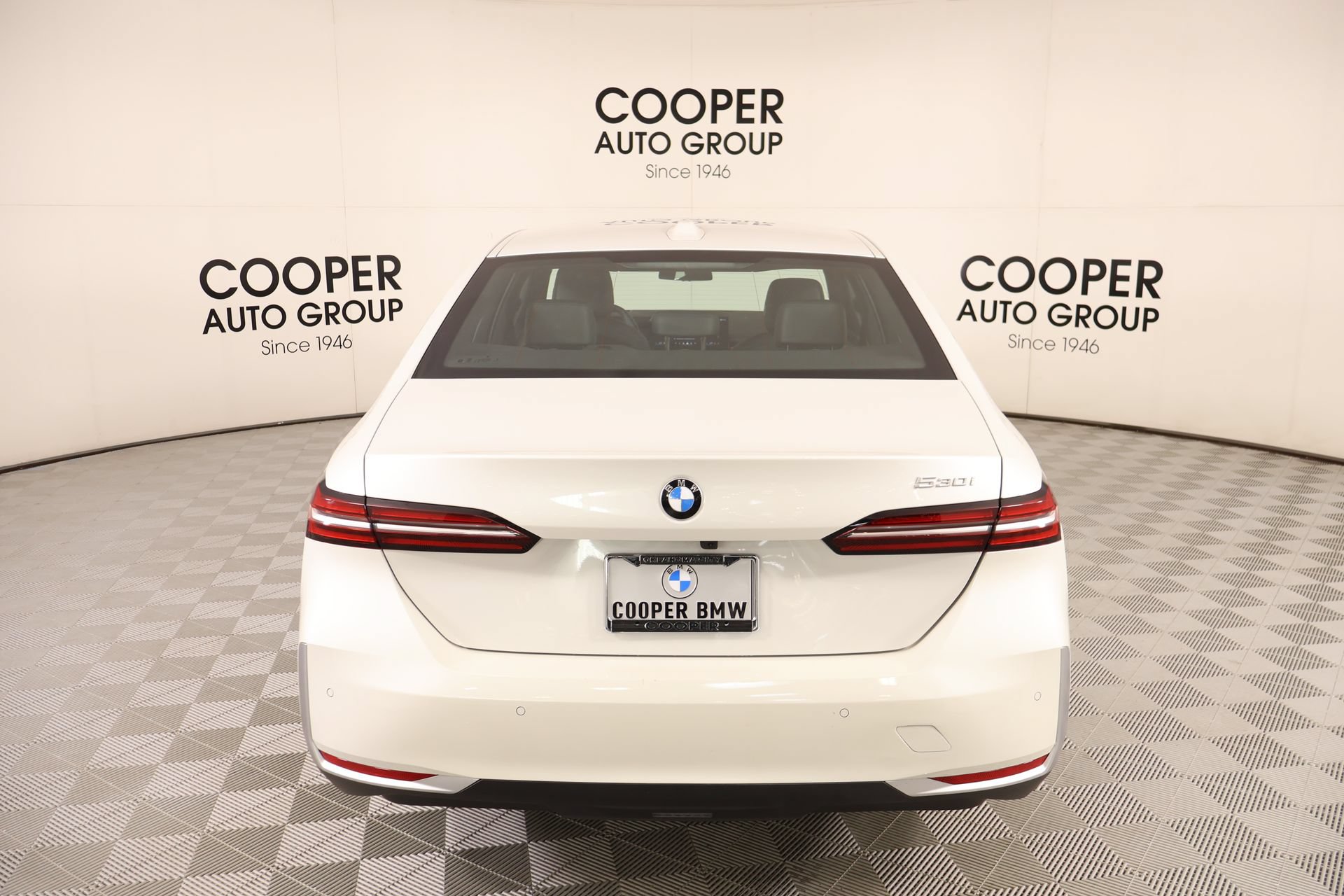 Used 2026 BMW 530i RWD image 23